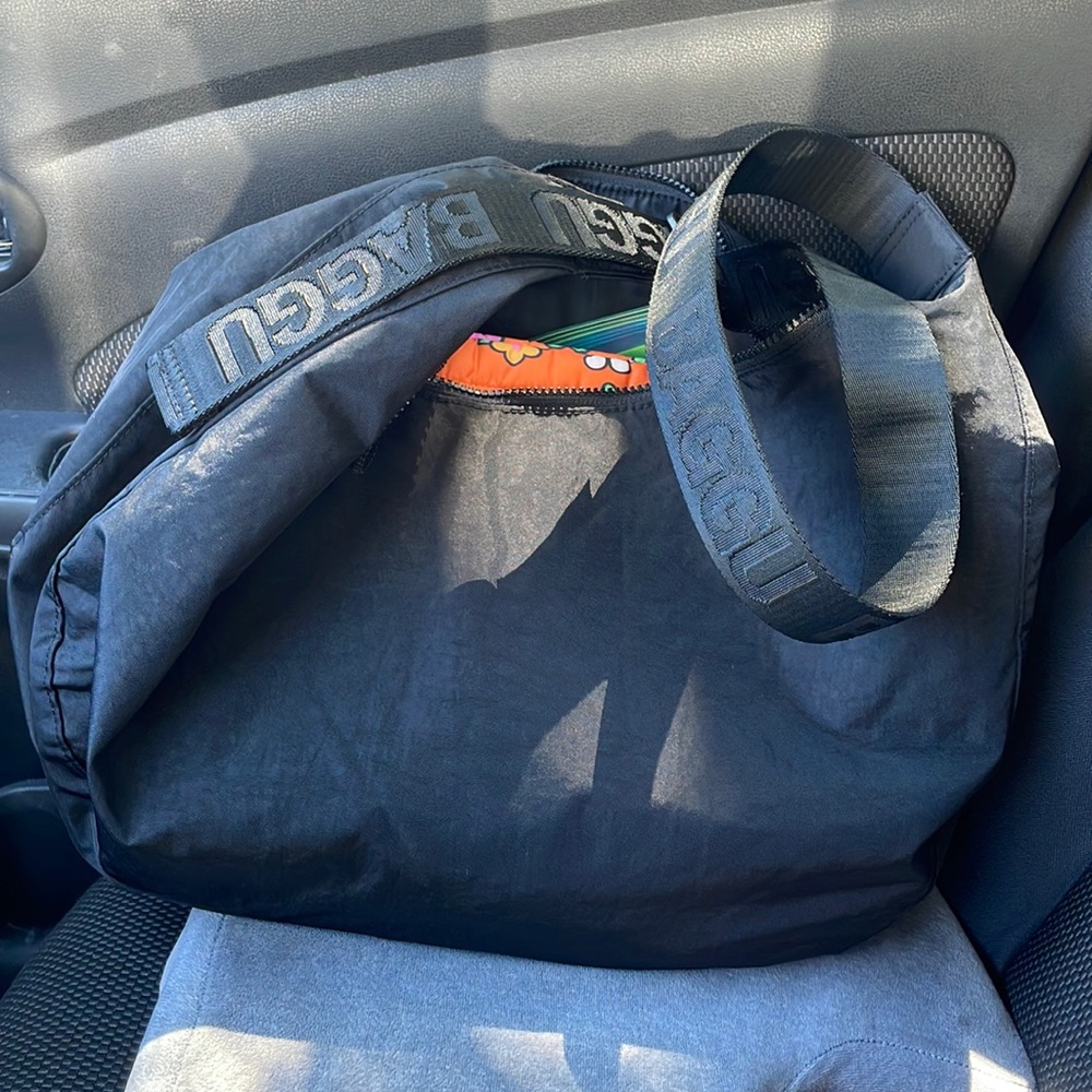 Black Large Crescent Baggu